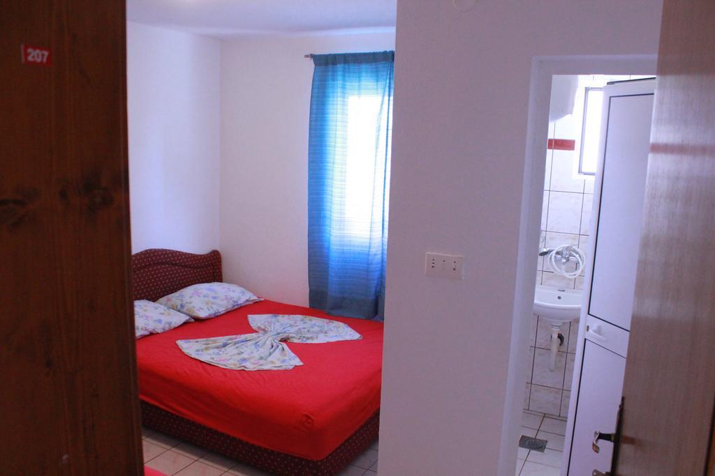 Apartments Dalila Ulcinj Ngoại thất bức ảnh