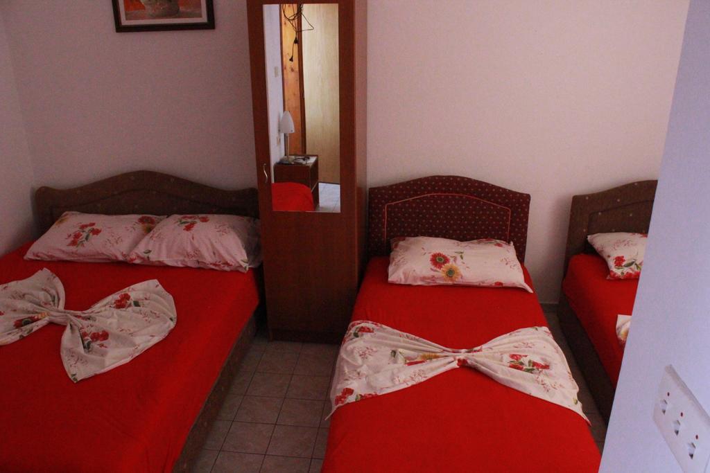 Apartments Dalila Ulcinj Ngoại thất bức ảnh
