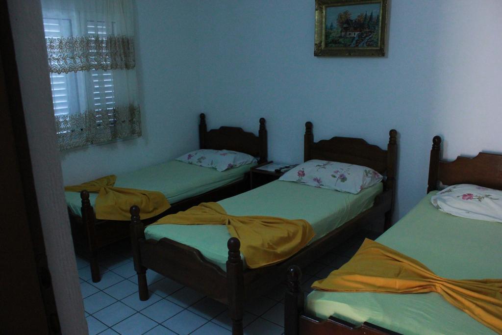 Apartments Dalila Ulcinj Ngoại thất bức ảnh